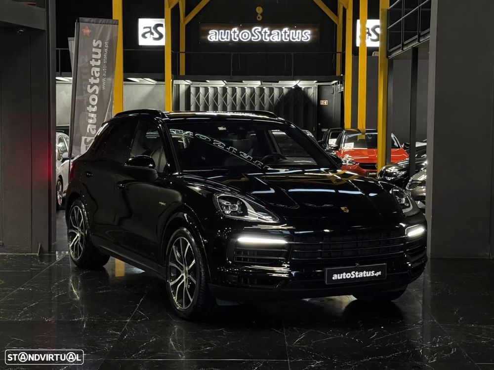 Porsche Cayenne E-Hybrid - 1
