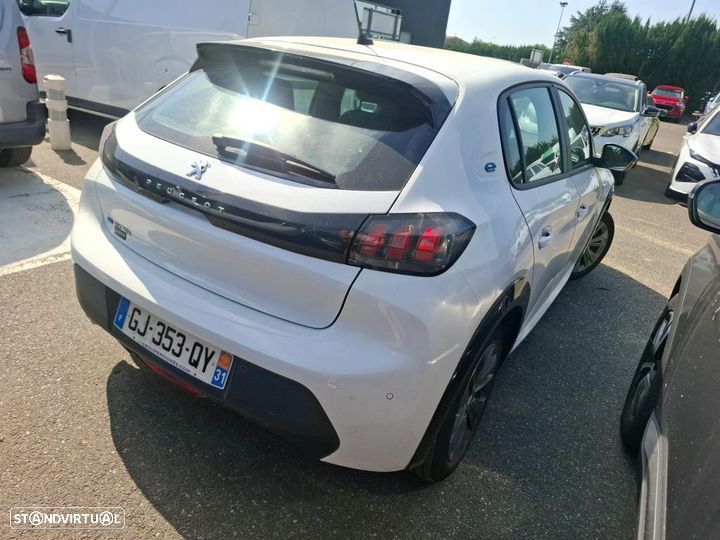Peugeot e-208 - 3