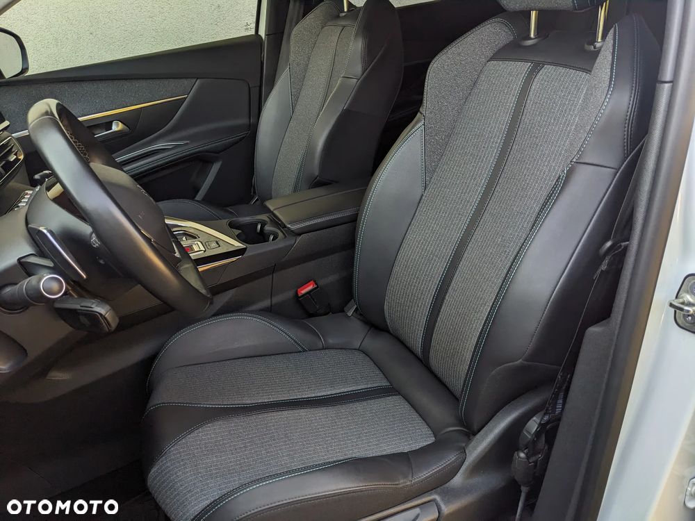 Peugeot 3008 1.2 PureTech Allure Pack S&S EAT8 - 15