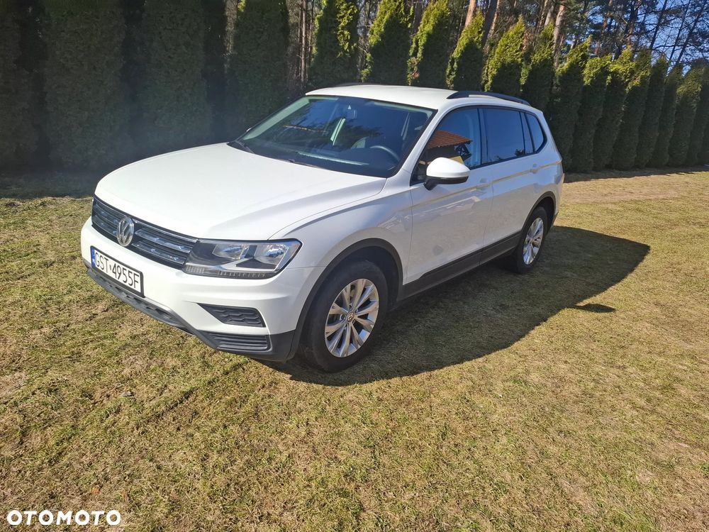 Volkswagen Tiguan - 1