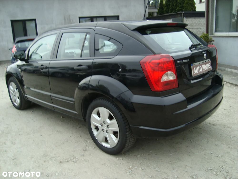 Dodge Caliber - 8