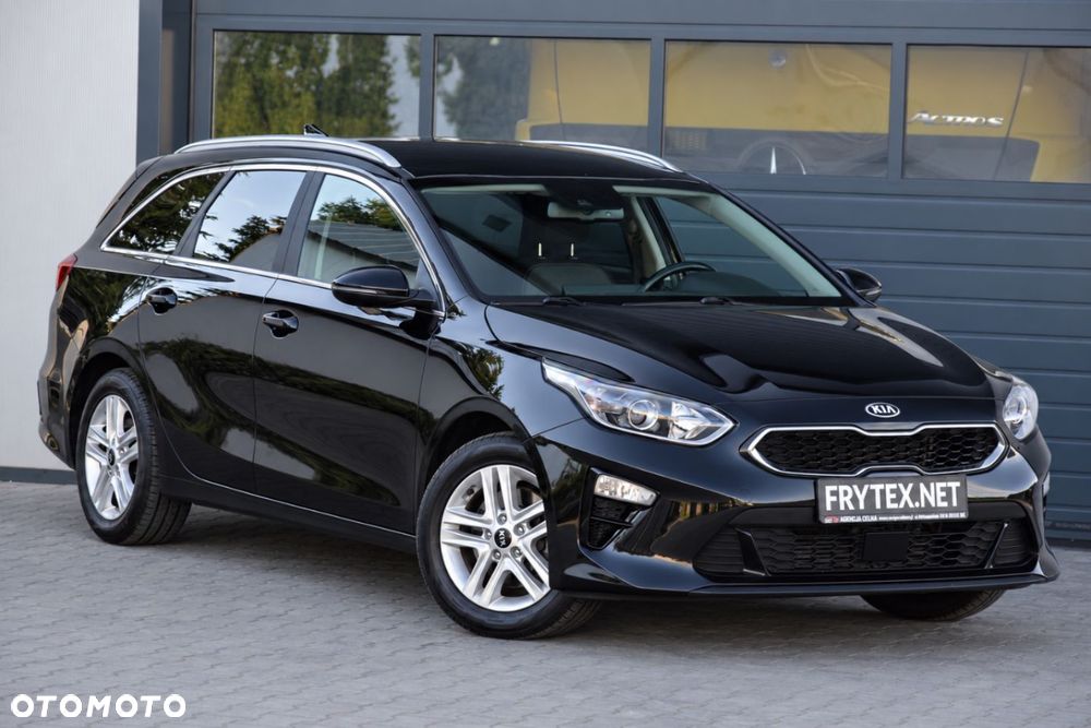 Kia Ceed - 1