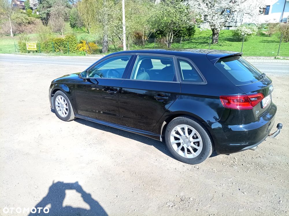 Audi A3 Sportback 1.6 TDI ultra Attraction - 7