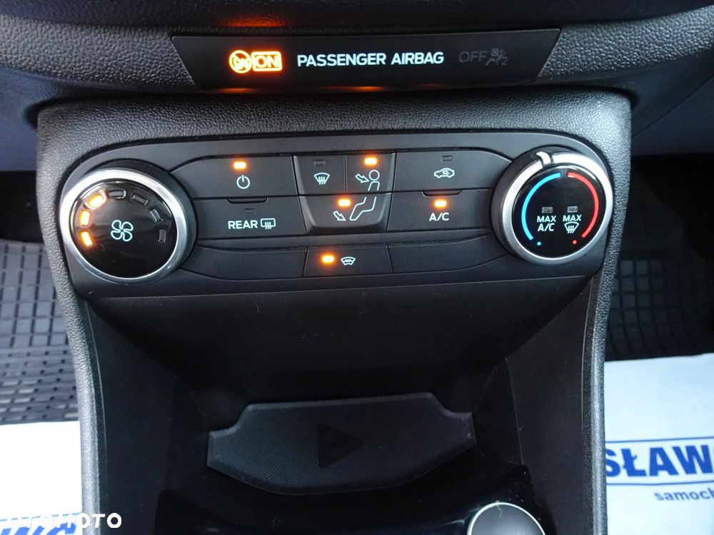 Ford Fiesta 1.1 Trend - 27