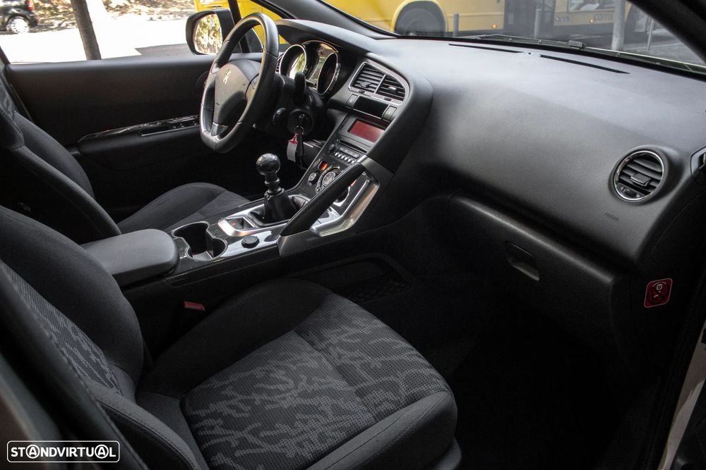 Peugeot 3008 1.6 HDi Style - 21
