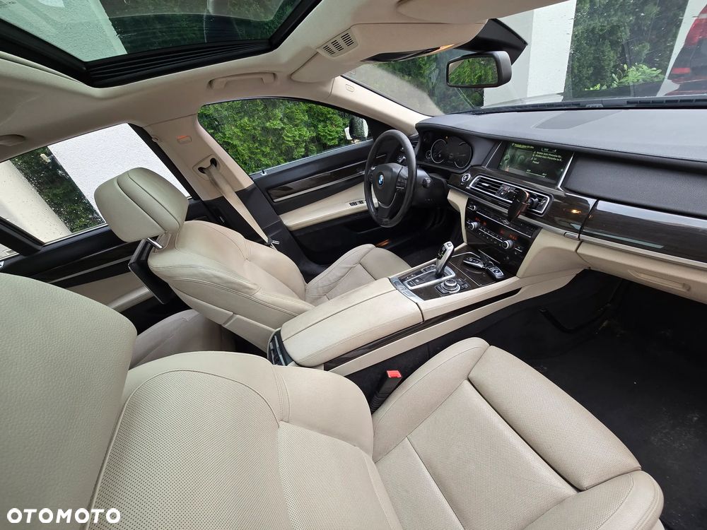 BMW Seria 7 730d xDrive - 10