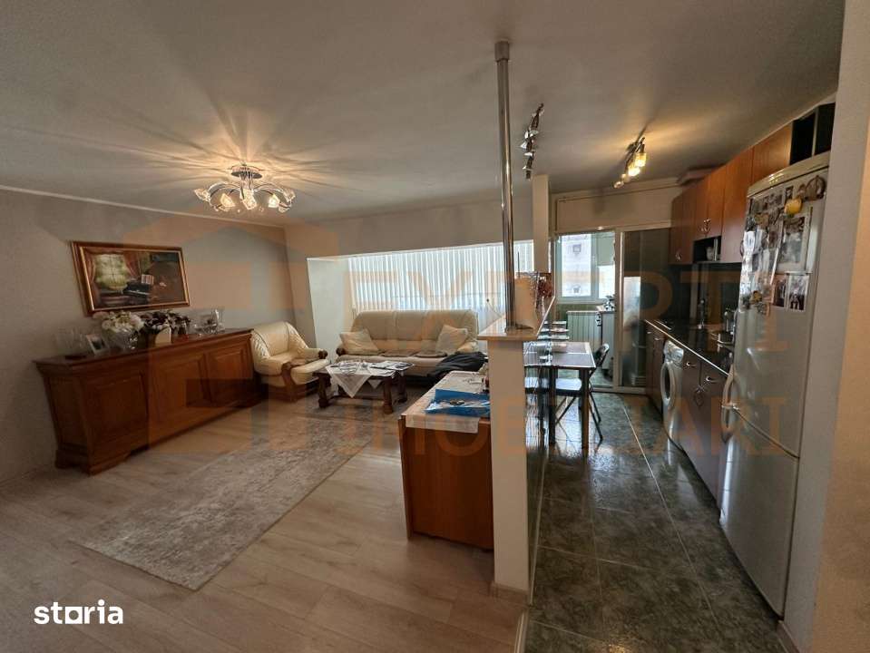 Apartament 3 camere de vanzare | in zona Trocadero | Vedere bilaterala — fotografia 3