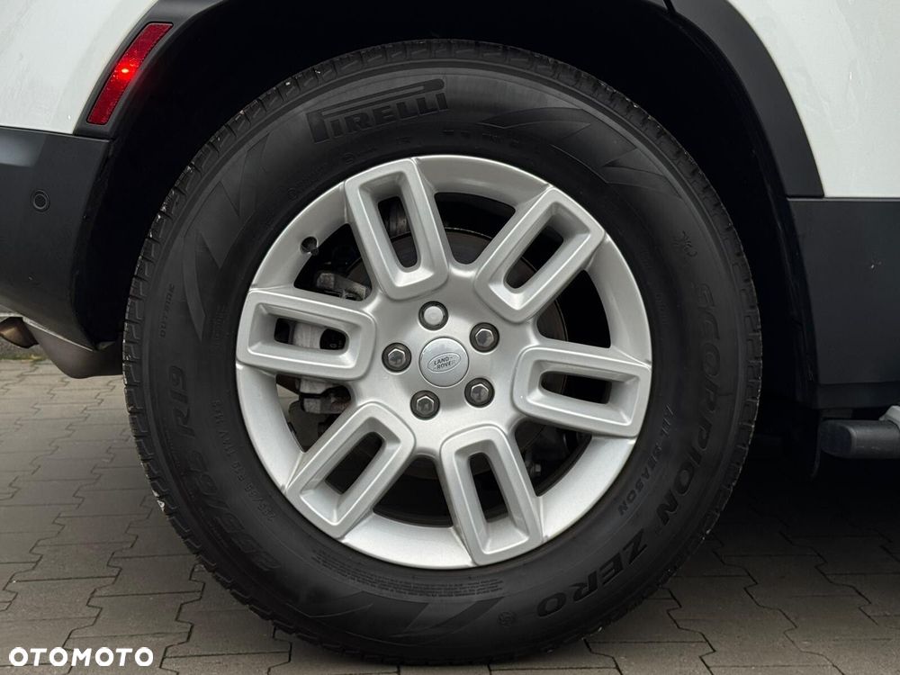 Land Rover Defender 2.0 P300 S - 12