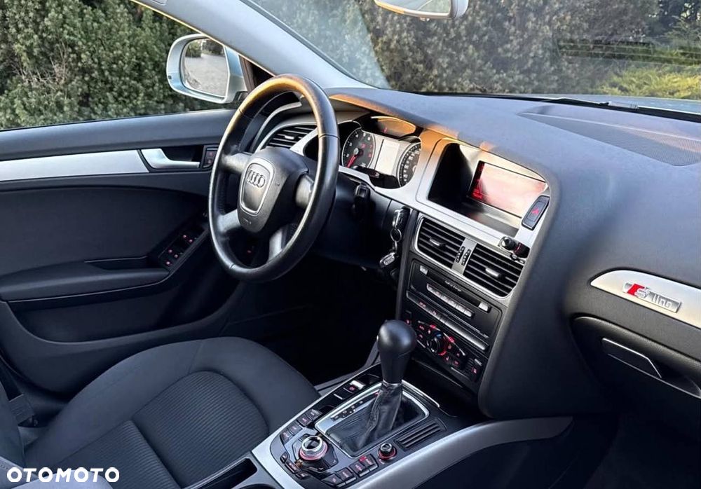 Audi A4 Limousine - 7