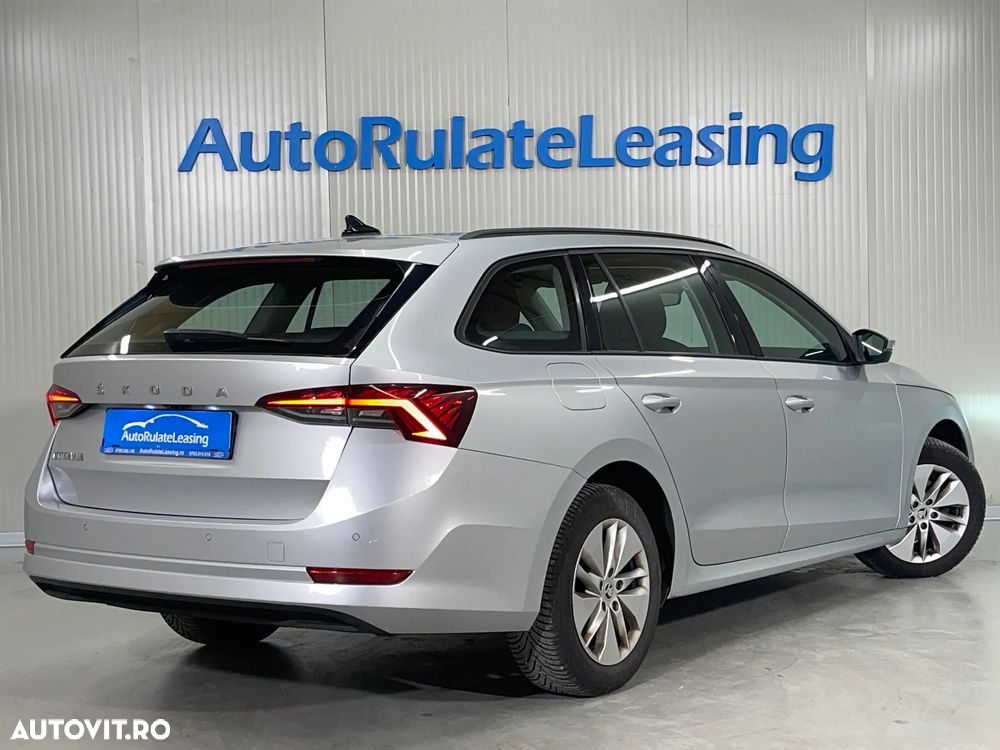 Skoda Octavia Combi 2.0 TDI DSG Ambition - 3