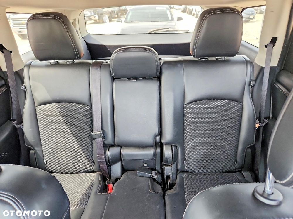 Dodge Journey - 11