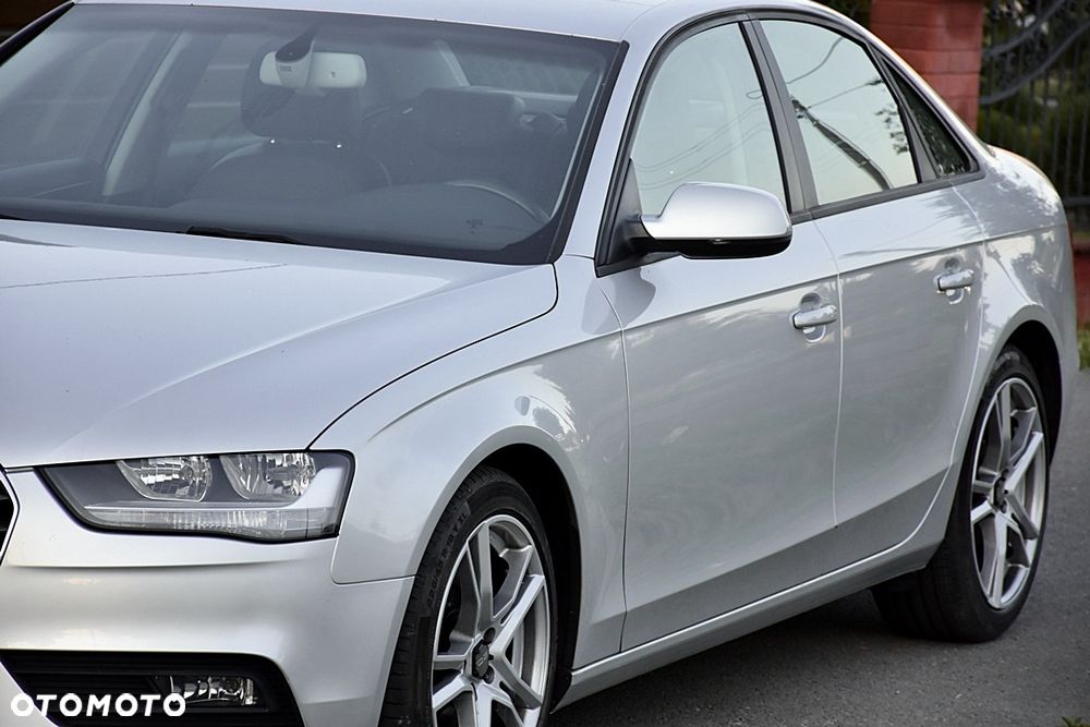 Audi A4 Limousine 1.8 TFSI quattro Attraction - 10