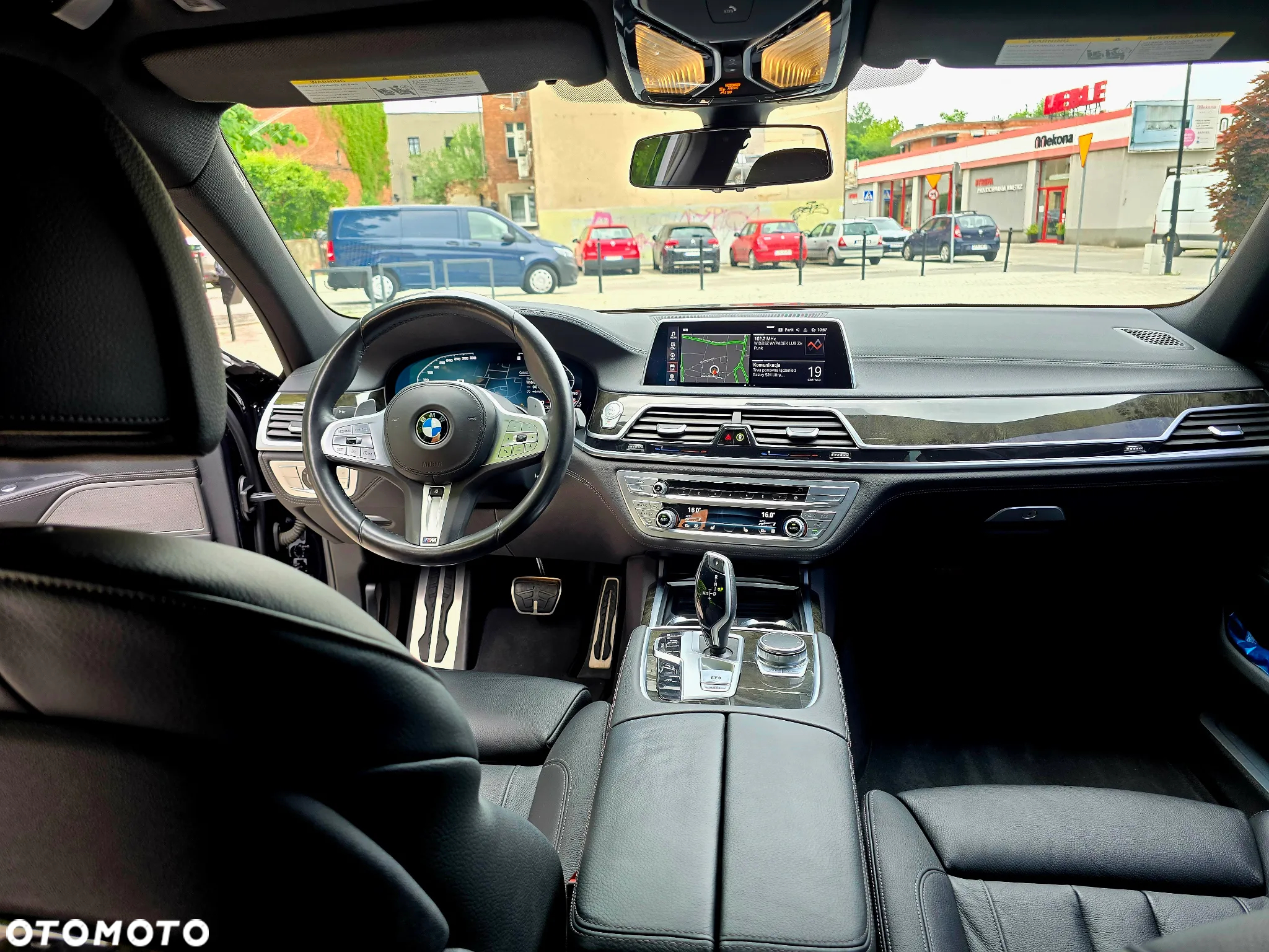BMW Seria 7 740i - 26