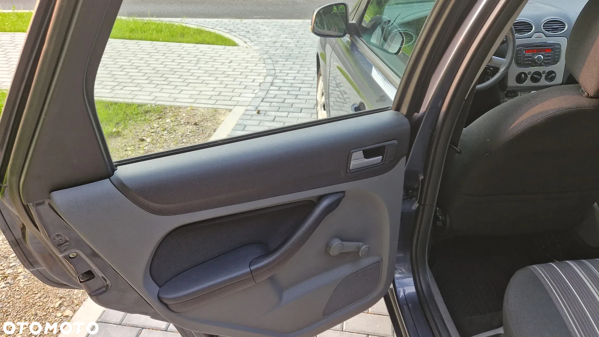 Ford Focus 1.8 TDCi Silver X - 11