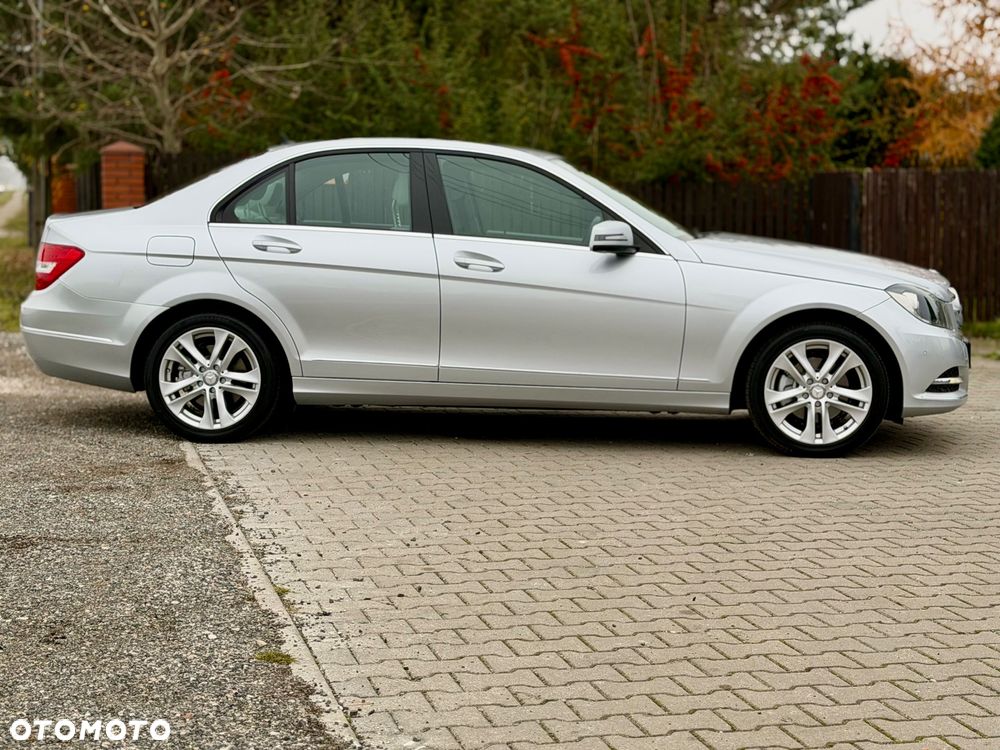 Mercedes-Benz Klasa C 200 T Avantgarde Edition - 6