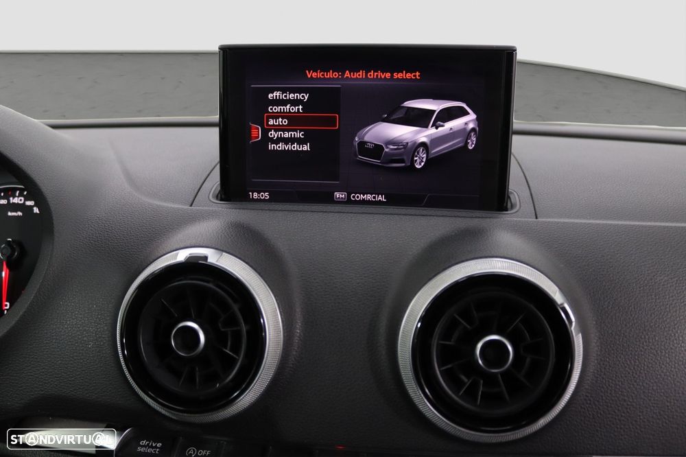 Audi A3 Sportback 1.6 TDI - 6