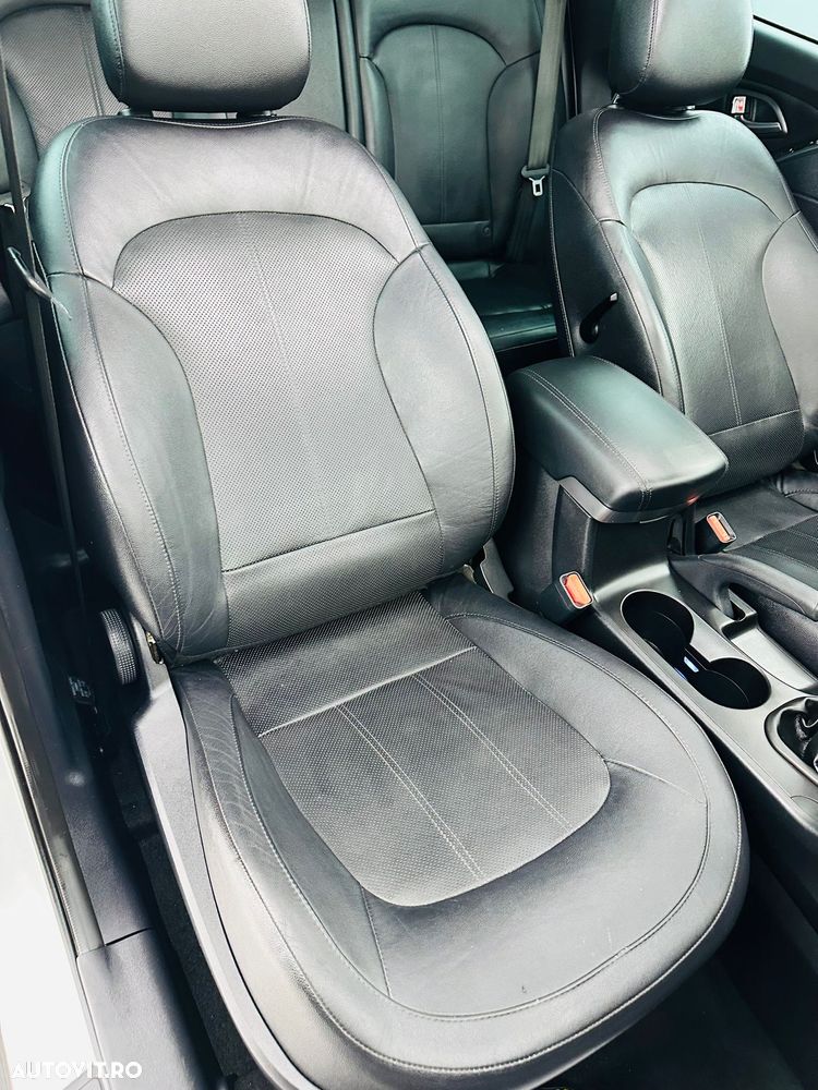 Hyundai ix35 1.7 CRDI 2WD Fifa World Cup Edition - 23