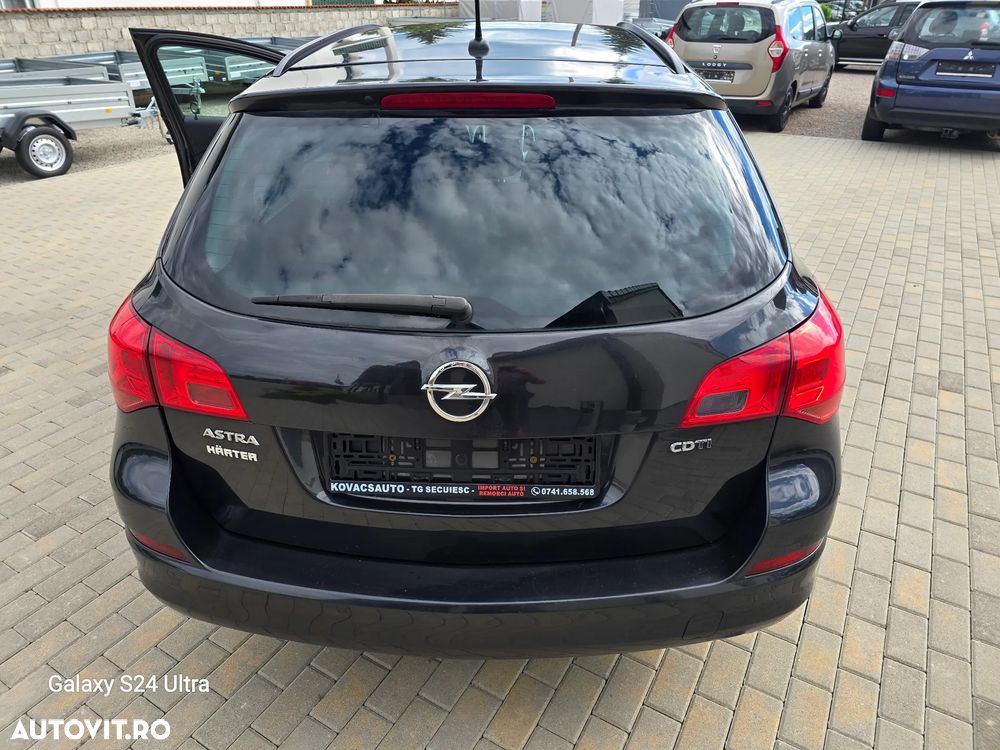 Opel Astra 1.7 CDTI Essentia - 12