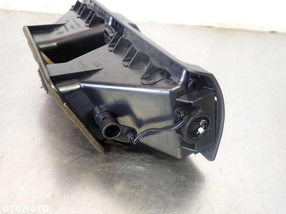 KRATKA NAWIEWU ŚRODKOWA BMW E87 - 6