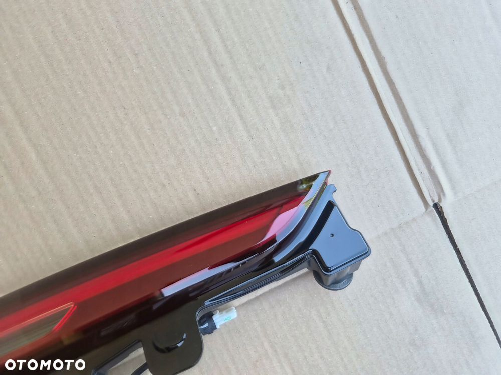 lampa tylna mazda cx90 cx-90 oryginał ładny stan - 2
