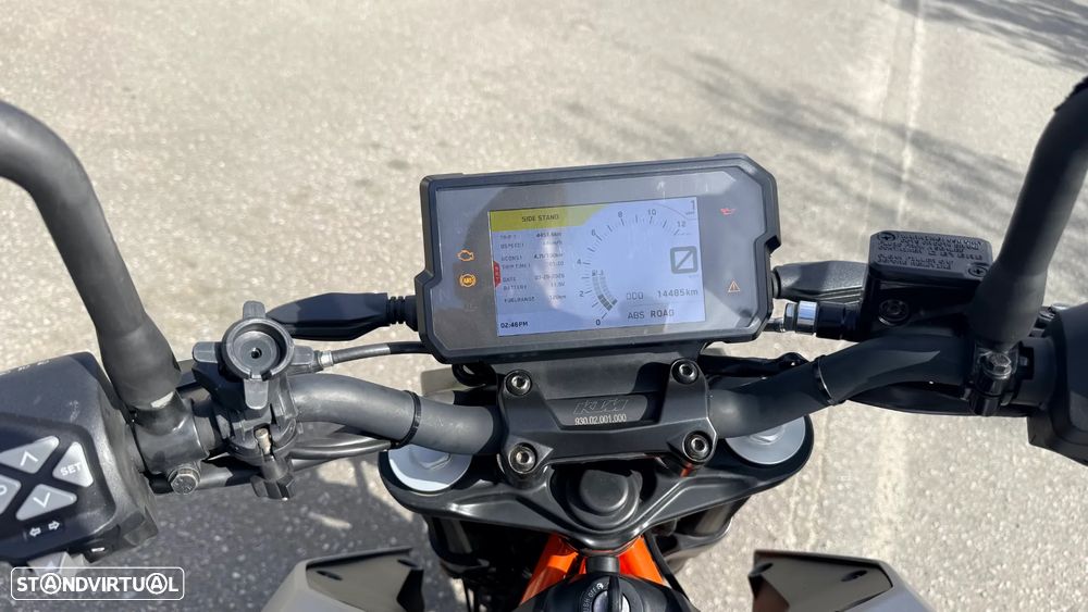 KTM Duke 390 - 4