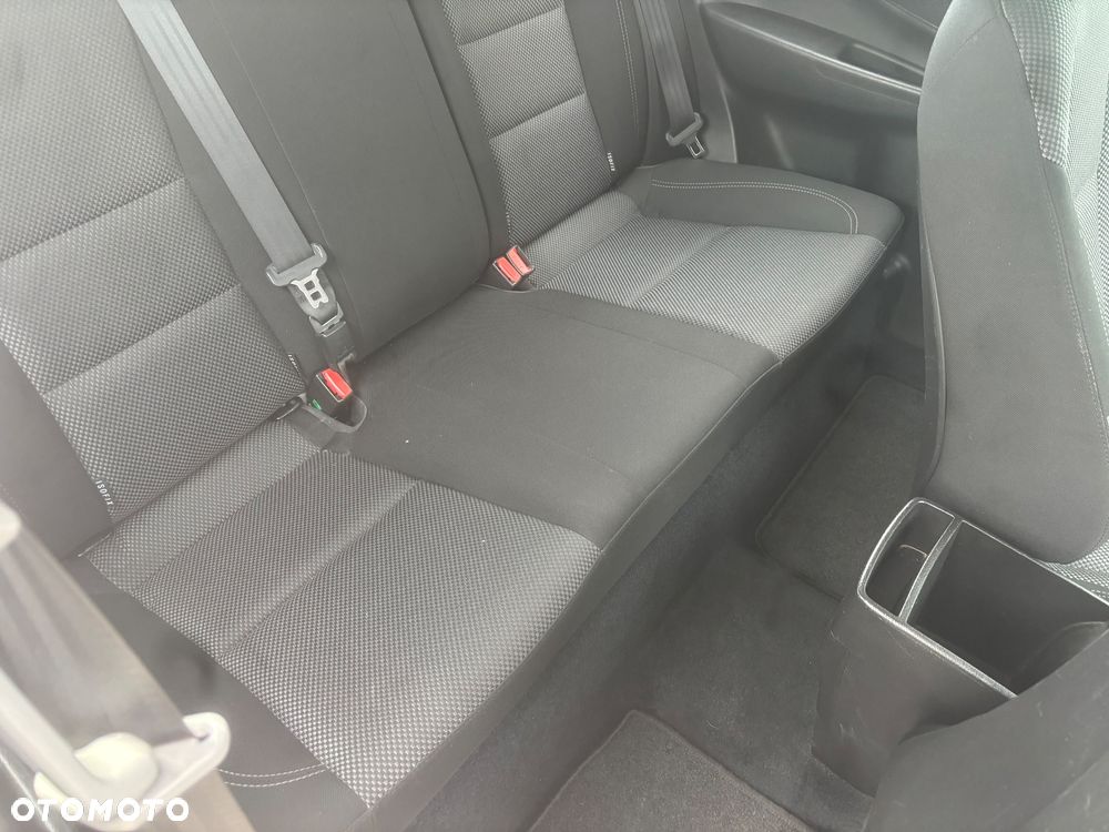 Hyundai i30 1.4 Classic + - 18