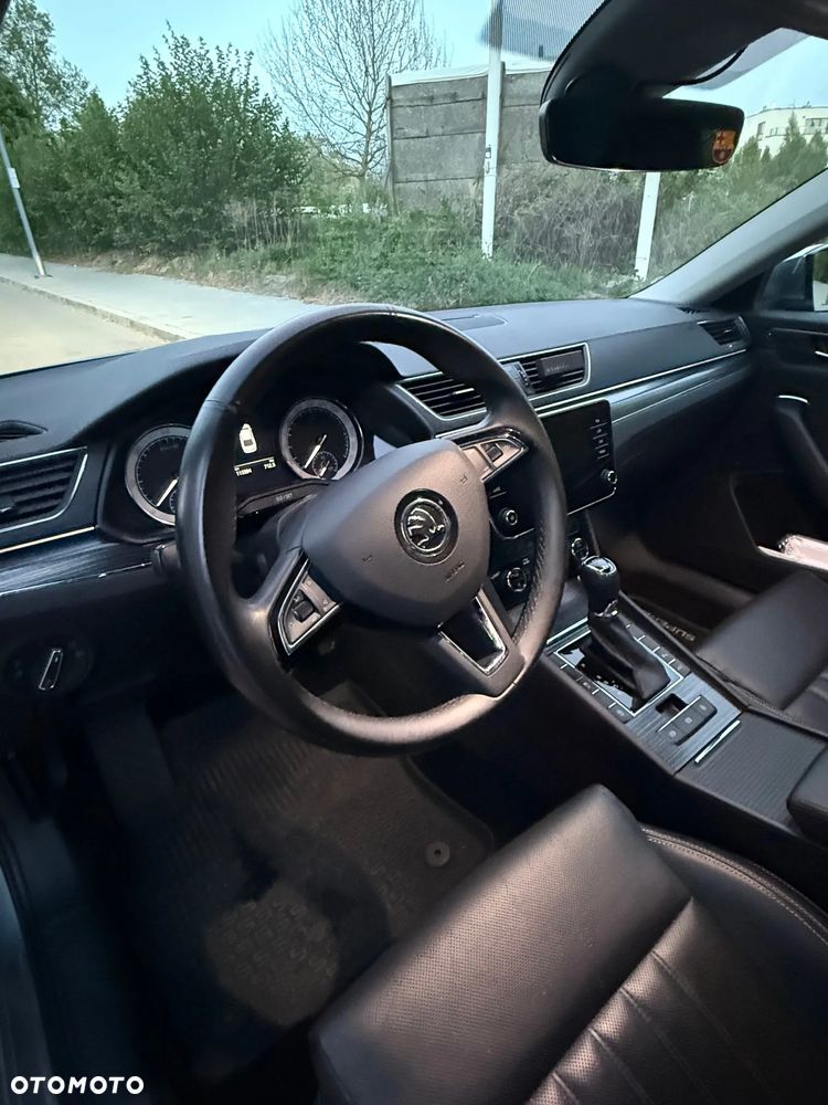Skoda Superb 2.0 TDI SCR 4x4 Style DSG - 5