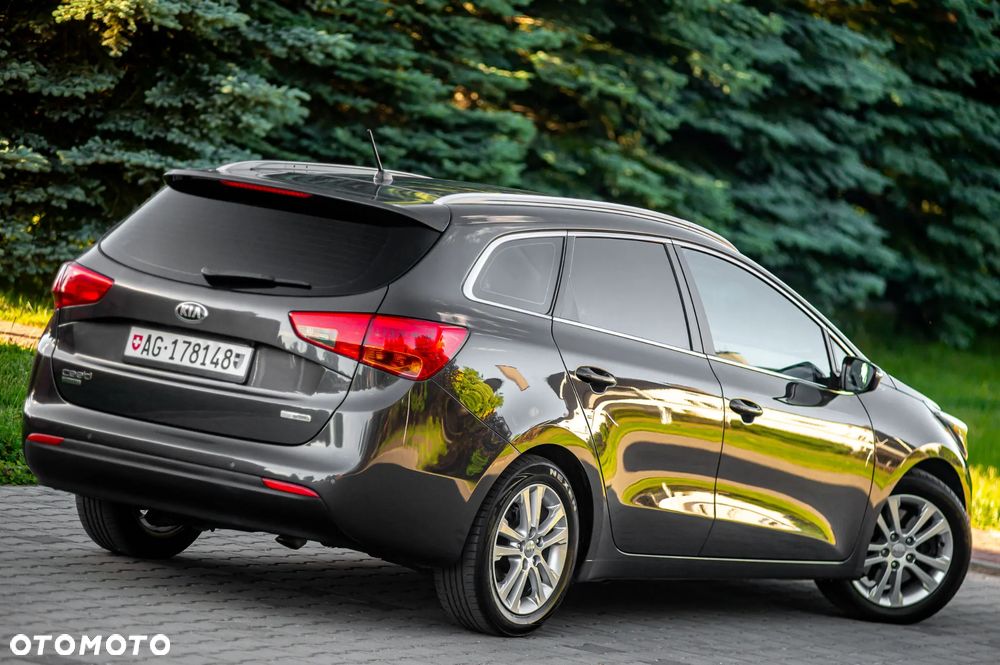 Kia Ceed 1.6 GDI Business Line - 13