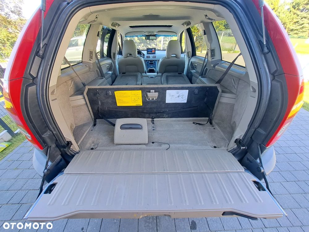 Volvo XC 90 4.4 V8 AWD Executive - 24