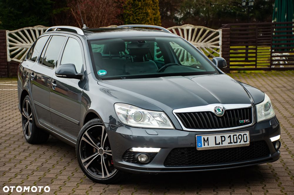 Skoda Octavia 2.0 TDI DPF RS - 12