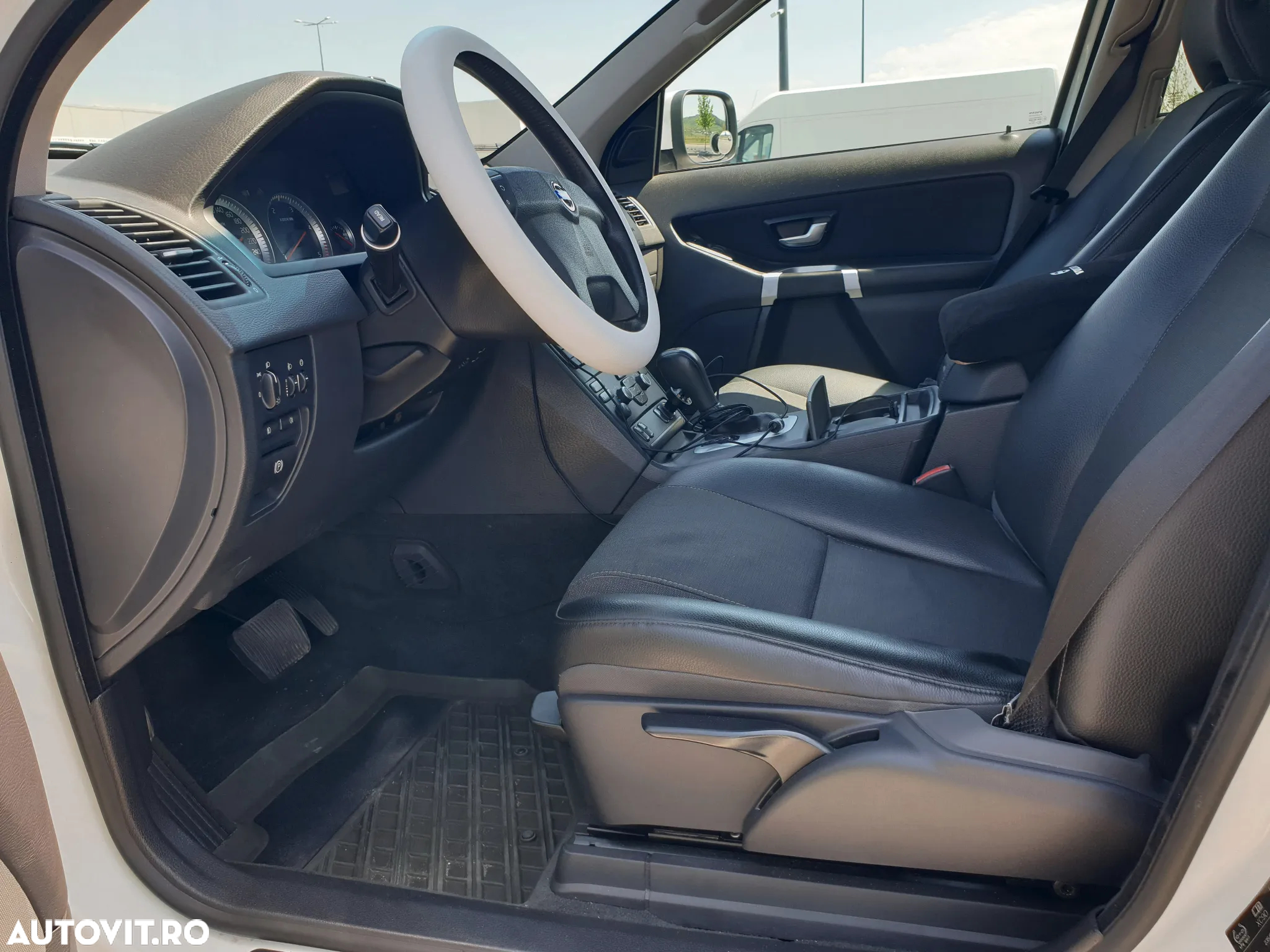 Volvo XC 90 D5AWD - 26