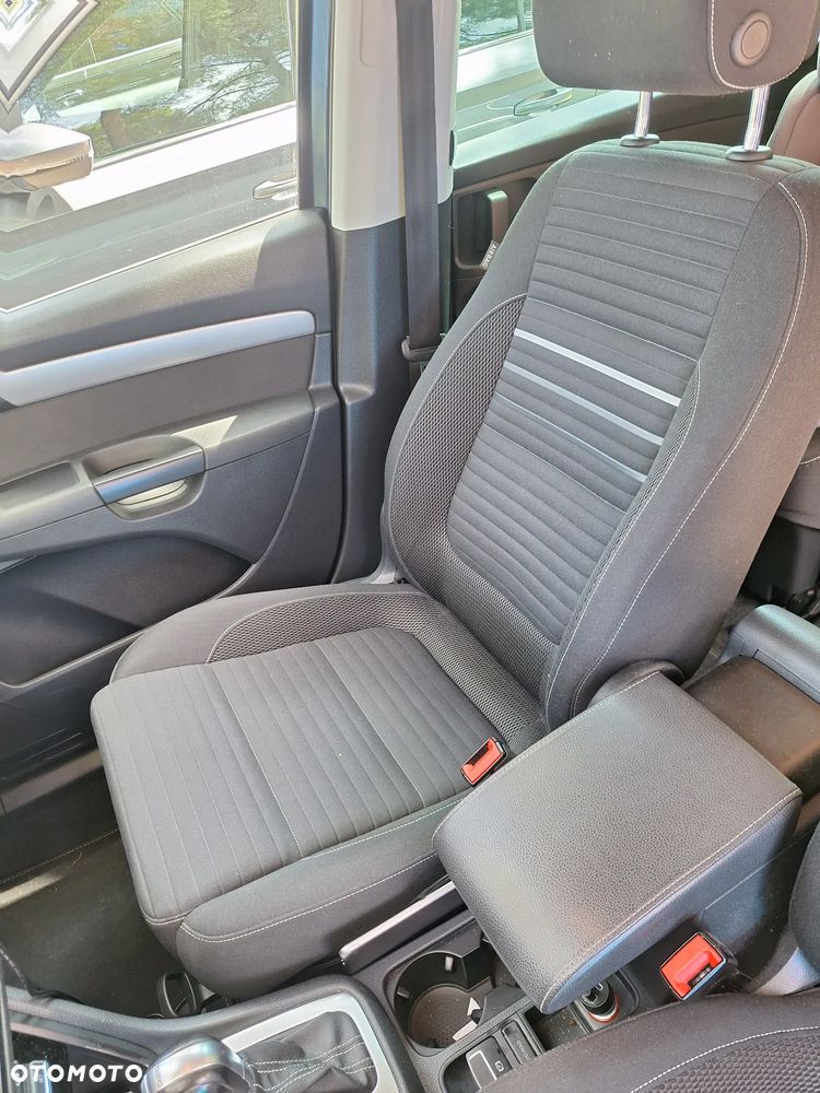 Volkswagen Sharan 2.0 TDI Comfortline DSG - 12