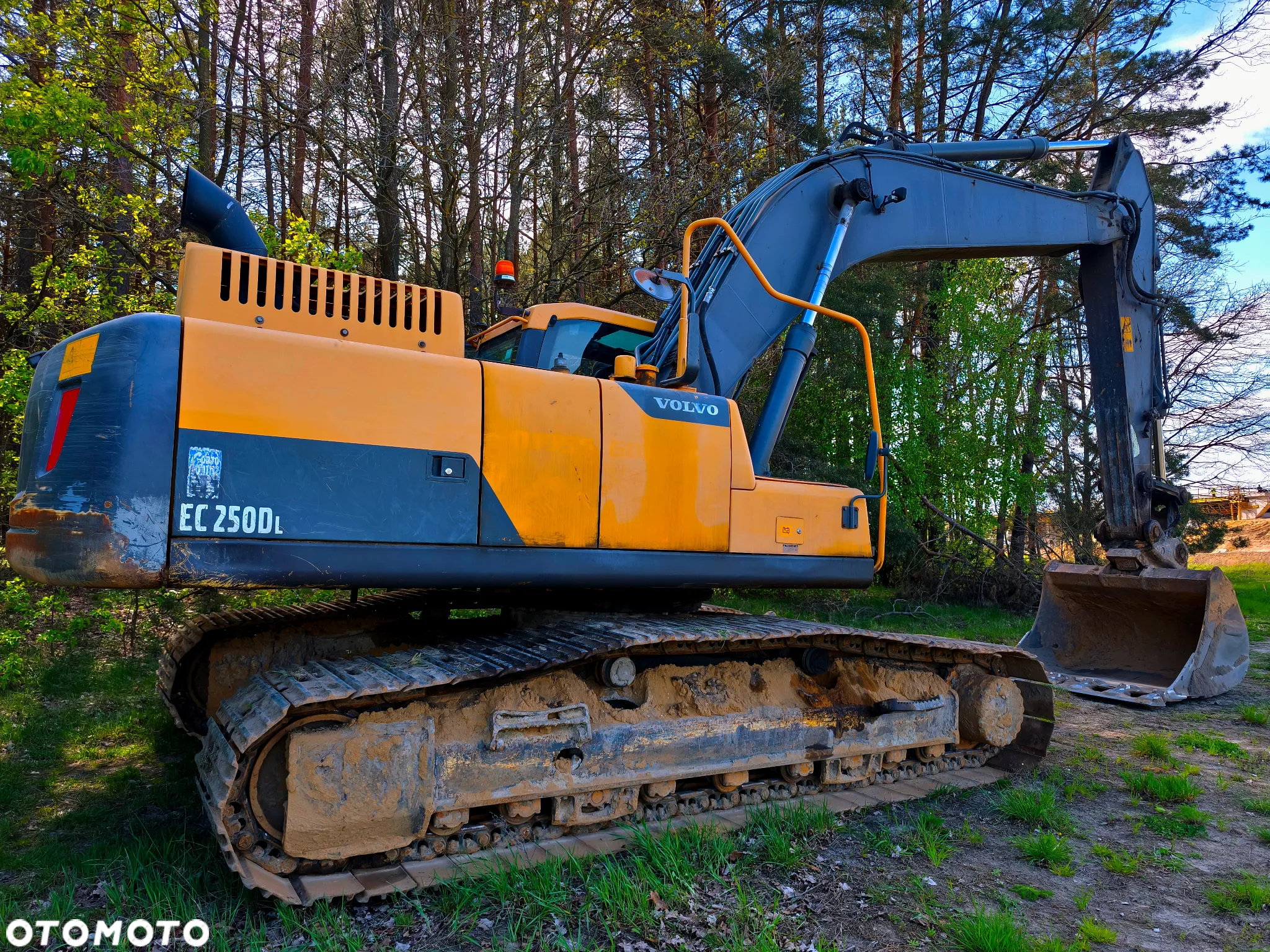 Volvo EC 250DL - 2