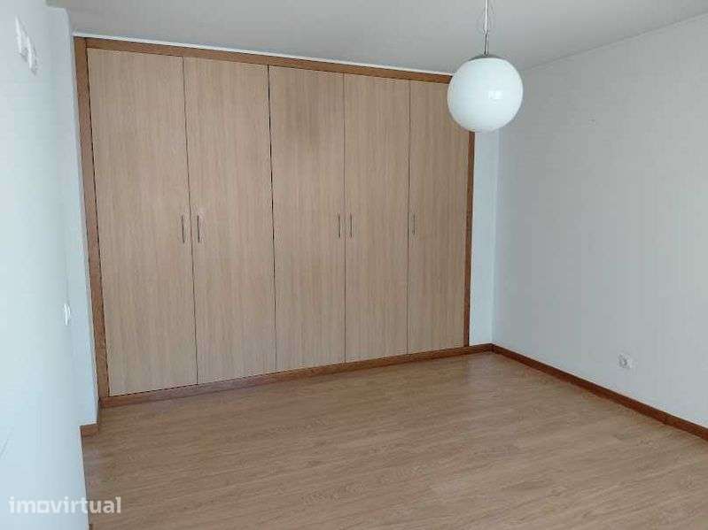 Apartamento T3 semi-novo- Alcobaça - centro histórico - Grande imagem: 5/12