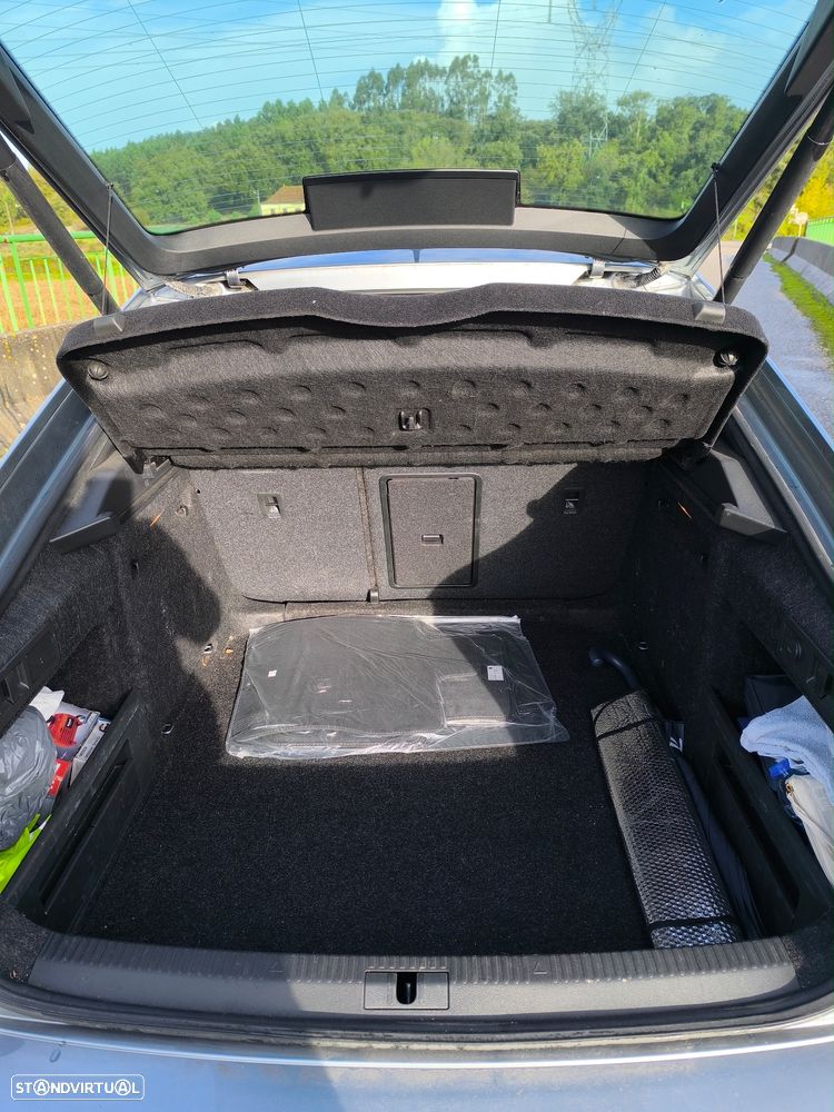 Skoda Superb 2.0 TDI Sportline - 20