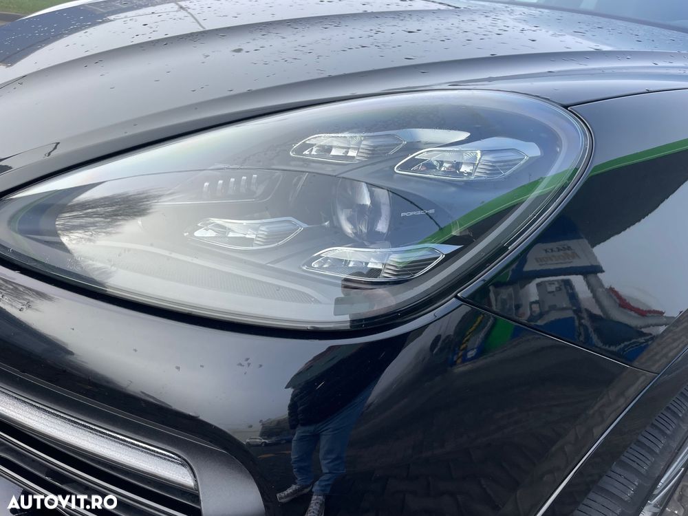 Porsche Cayenne Coupe Tiptronic S - 22