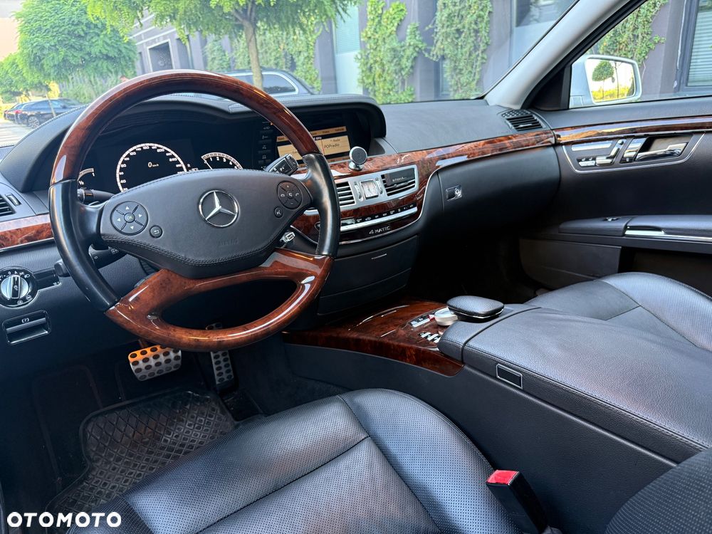 Mercedes-Benz Klasa S 500 4-Matic 7G-TRONIC - 12