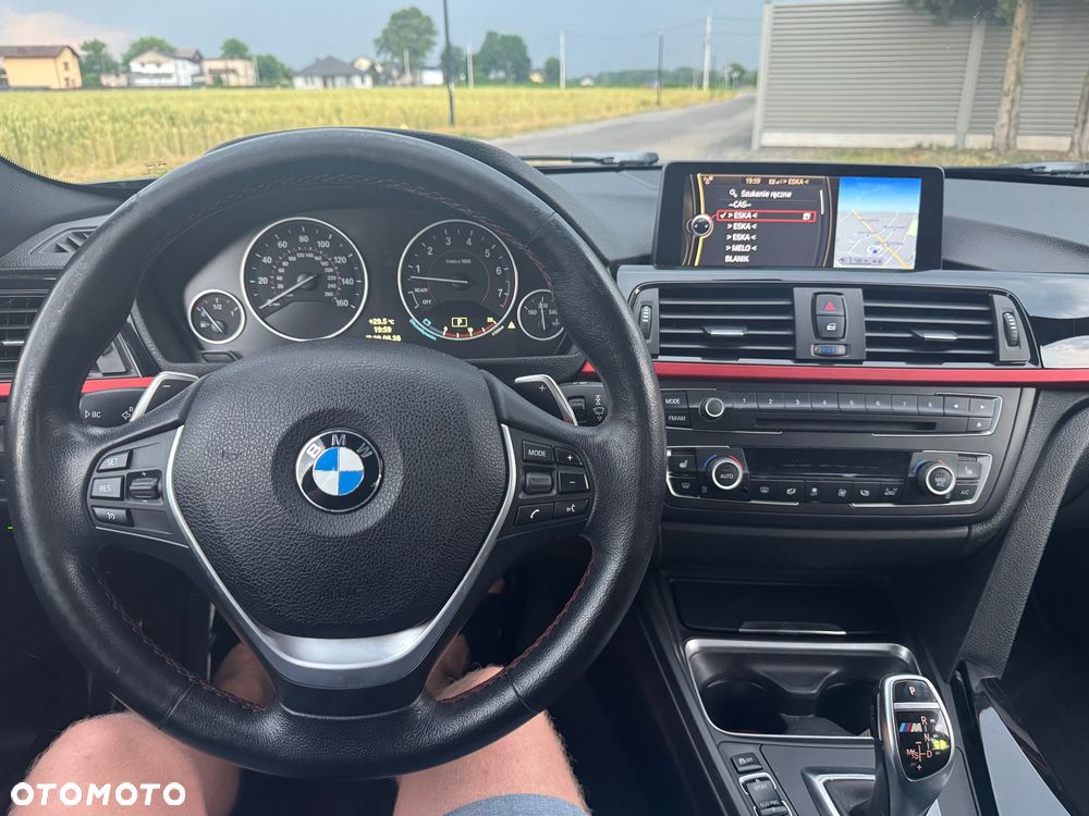 BMW Seria 3 335i Sport Line - 14