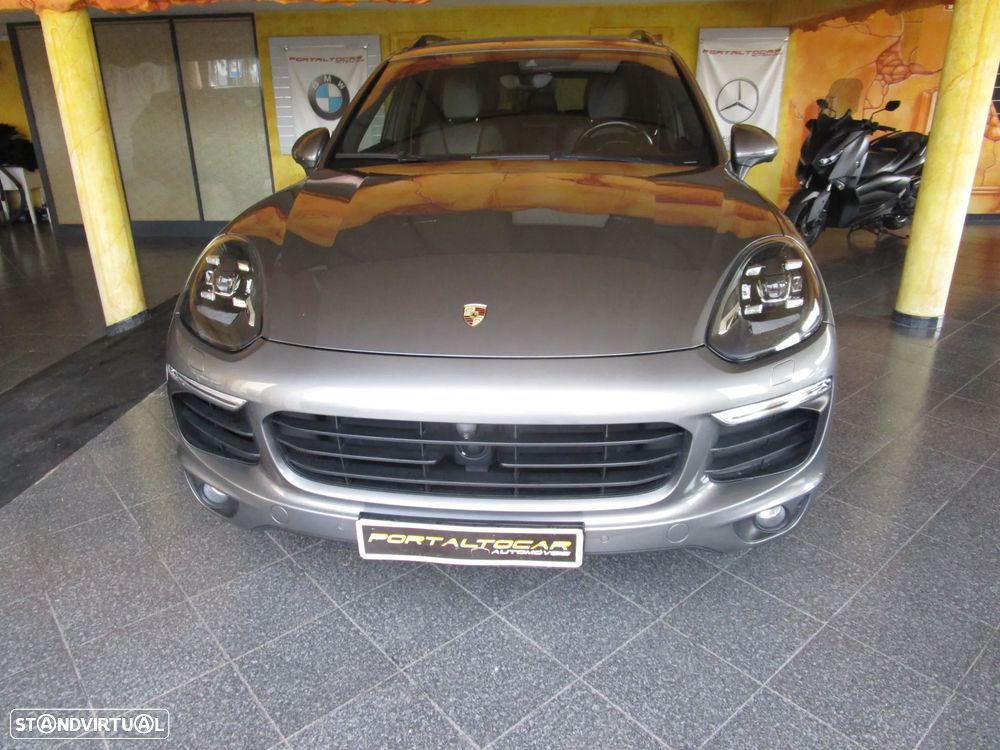 Porsche Cayenne S Tiptronic S - 47