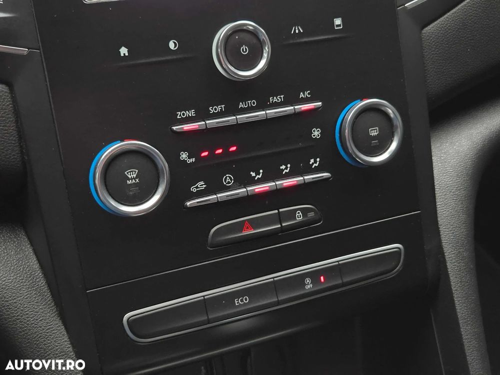 Renault Megane TCe 140 GPF EDC BUSINESS EDITION - 11