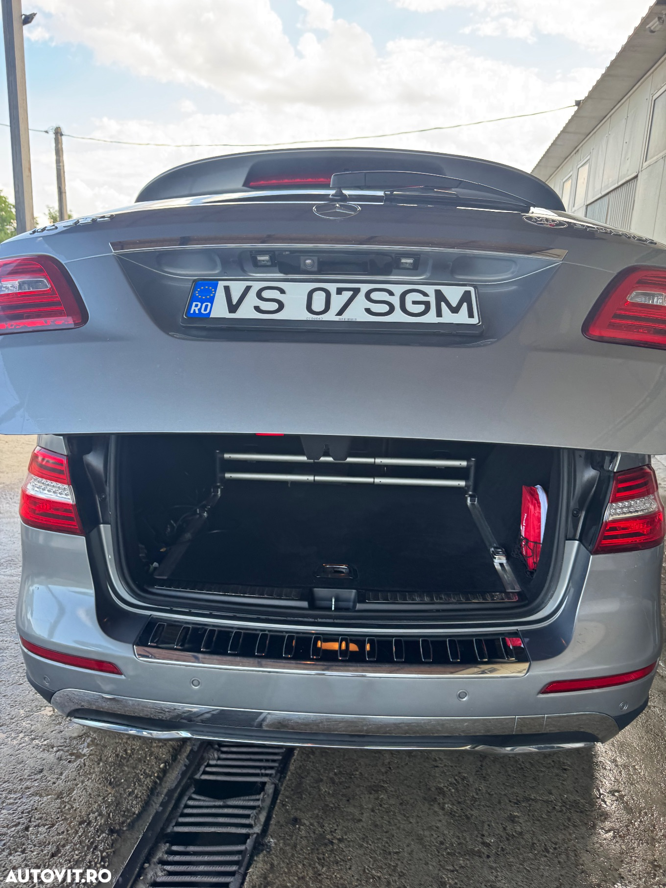 Mercedes-Benz ML 350 BlueTec 4MATIC Aut - 12