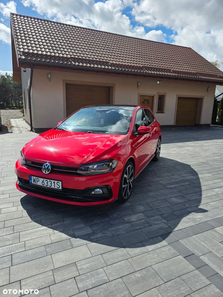Volkswagen Polo - 2