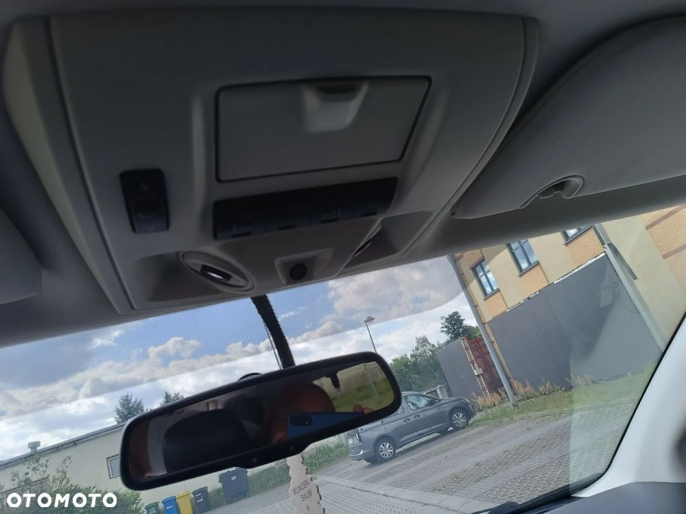 Chrysler Grand Voyager 2.8 CRD Automatik Limited - 17