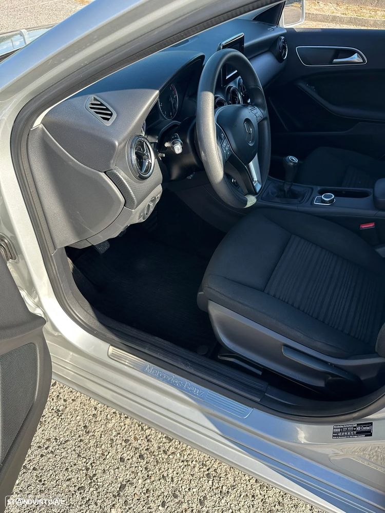 Mercedes-Benz A 180 CDI (BlueEFFICIENCY) - 20