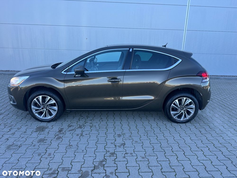 Citroën DS4 1.6 THP SoChic - 8