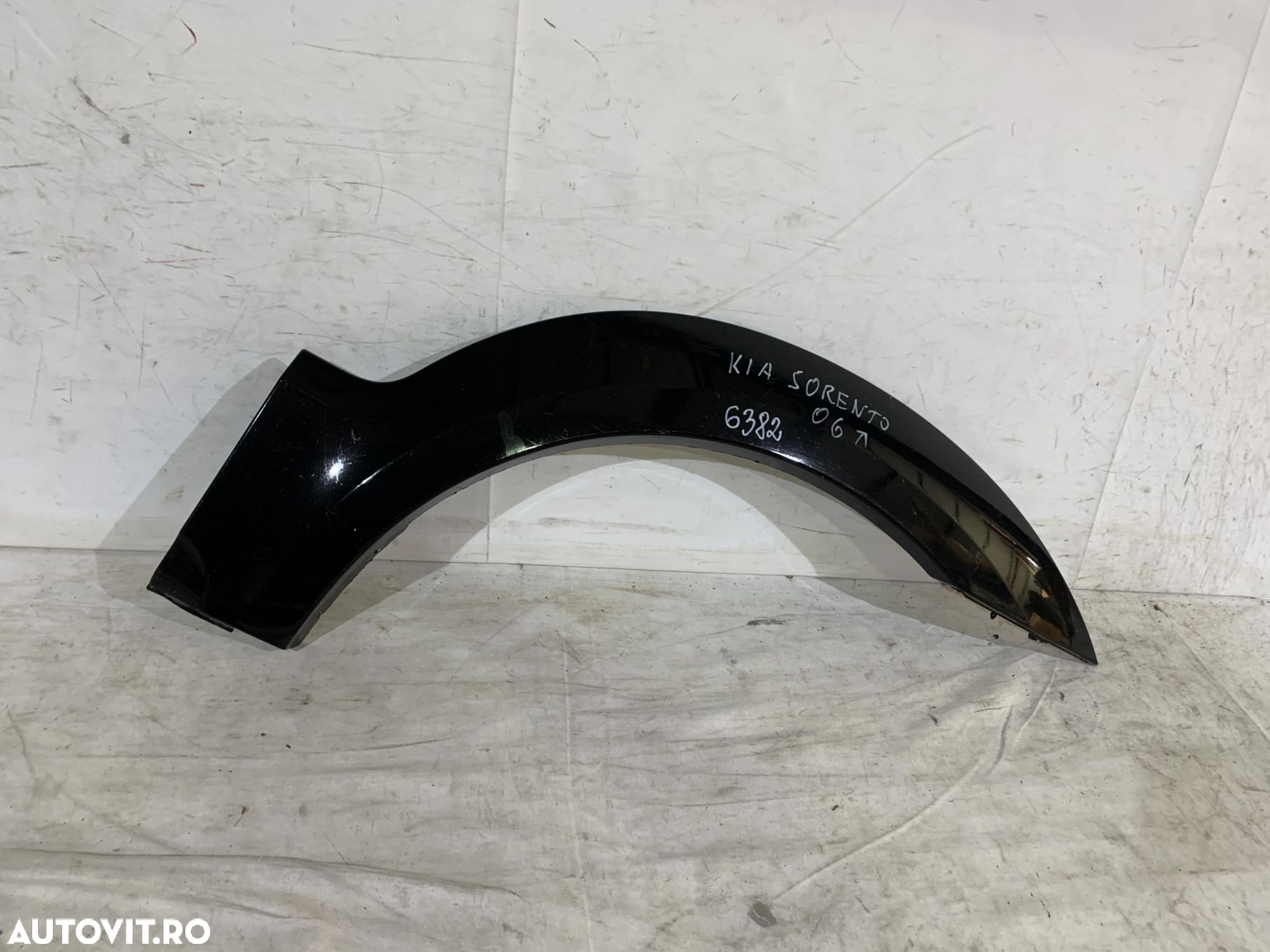 Bandou aripa dreapta fata, Kia Sorento, 2006, 2007, 2008, 2009, 2010, 2011, 2012, 2013, cod origine OE 87721-3E500. - 3