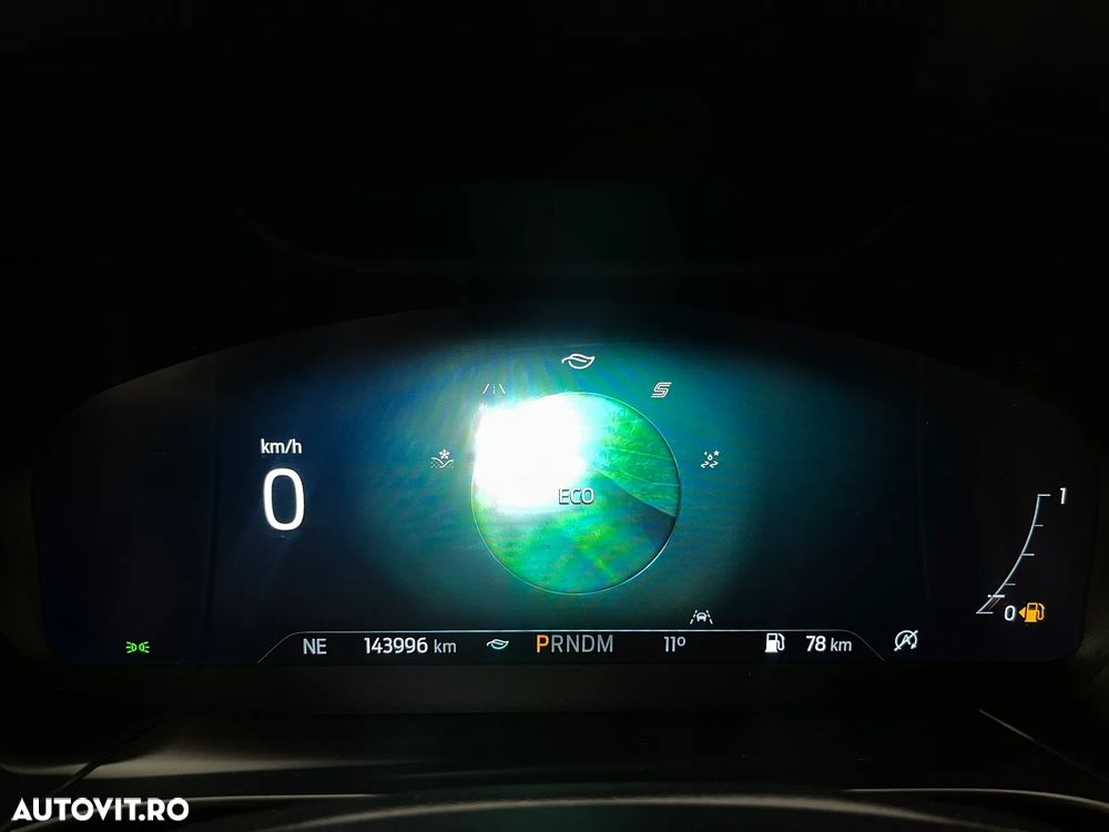 Ford Kuga 2.0 EcoBlue A8 AWD ST Line - 29