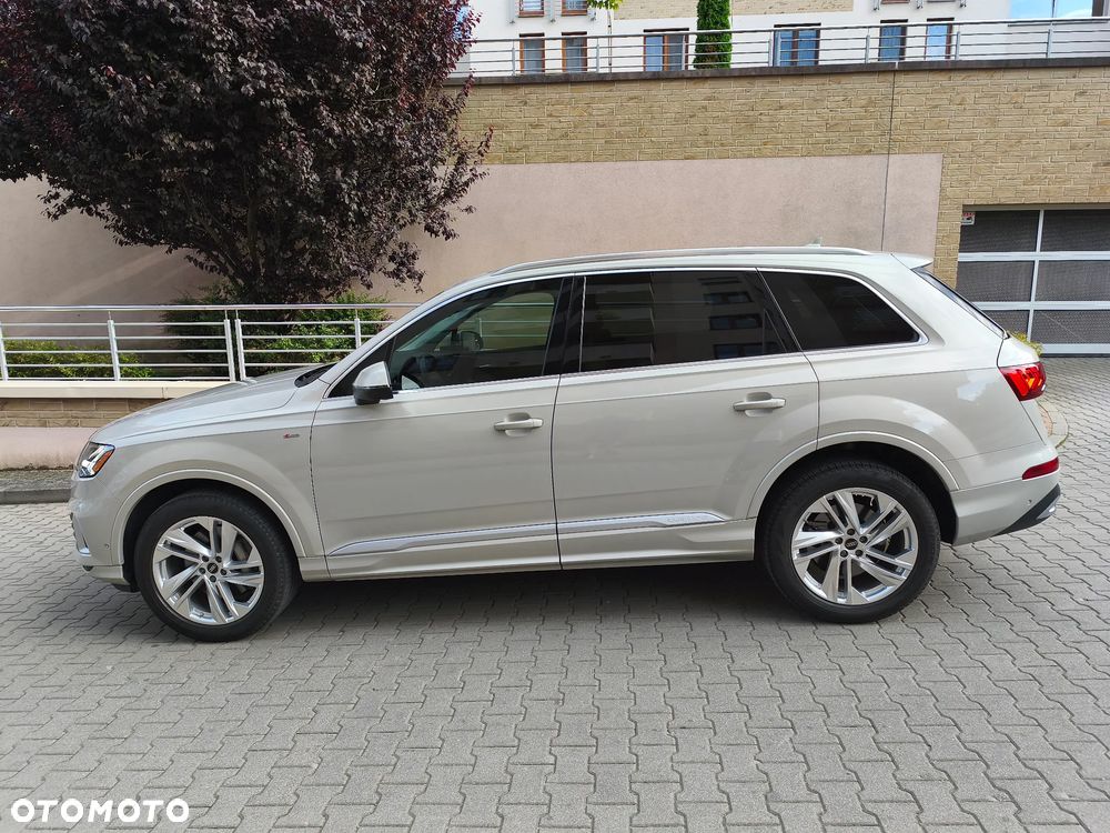 Audi Q7 - 7