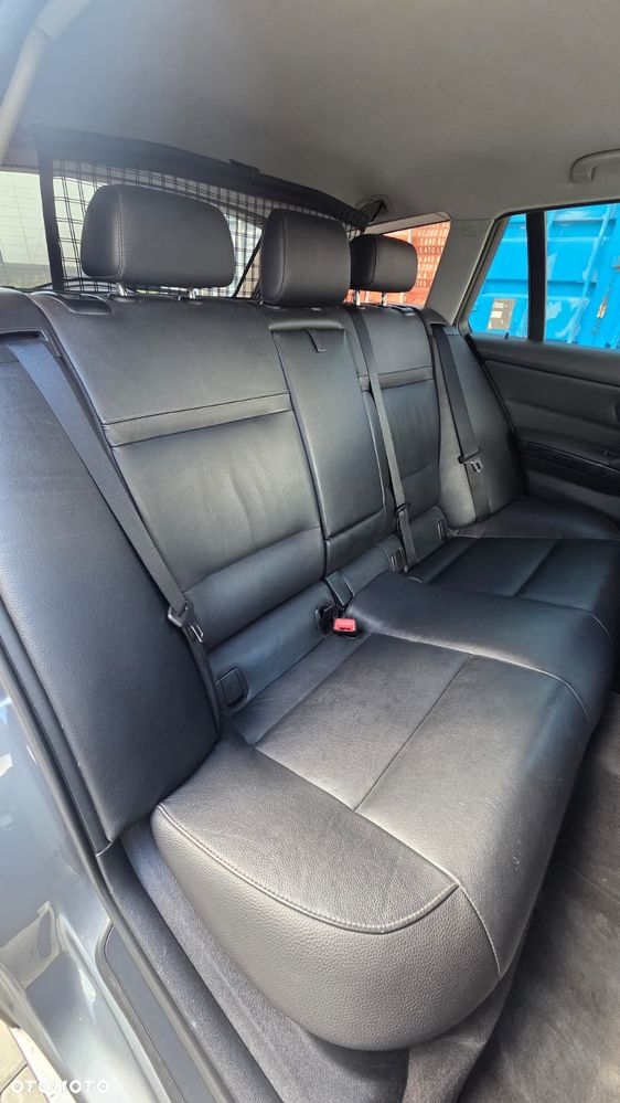 BMW Seria 3 - 25