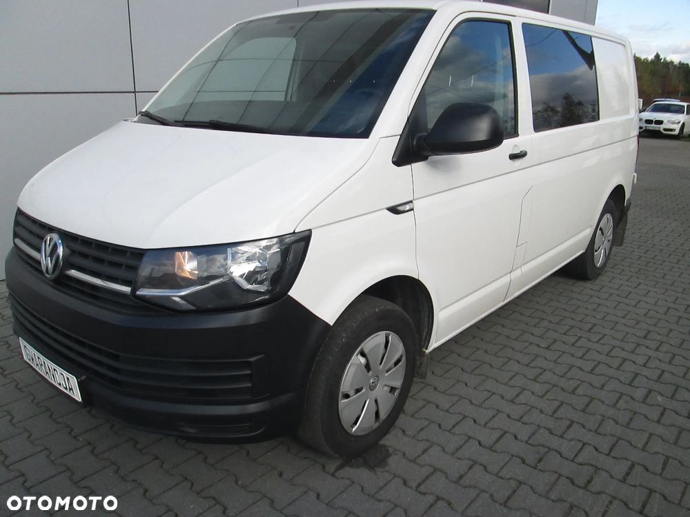 Volkswagen Transporter Brygadówka 6 osobowy - 25